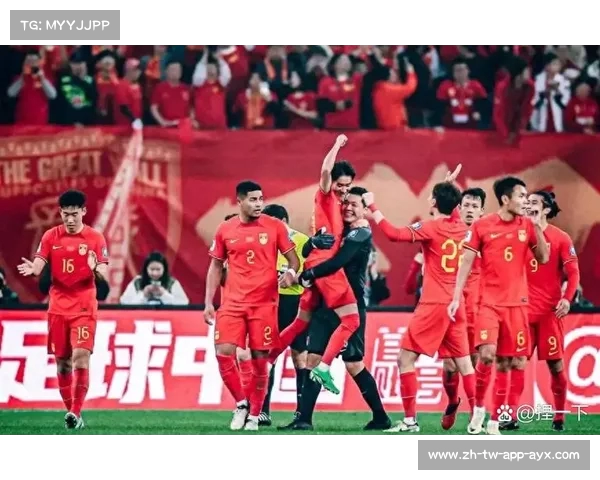 中国男足全员拼搏,力争取得更大突破! 中国男足全员拼搏,力争取得更大突破!